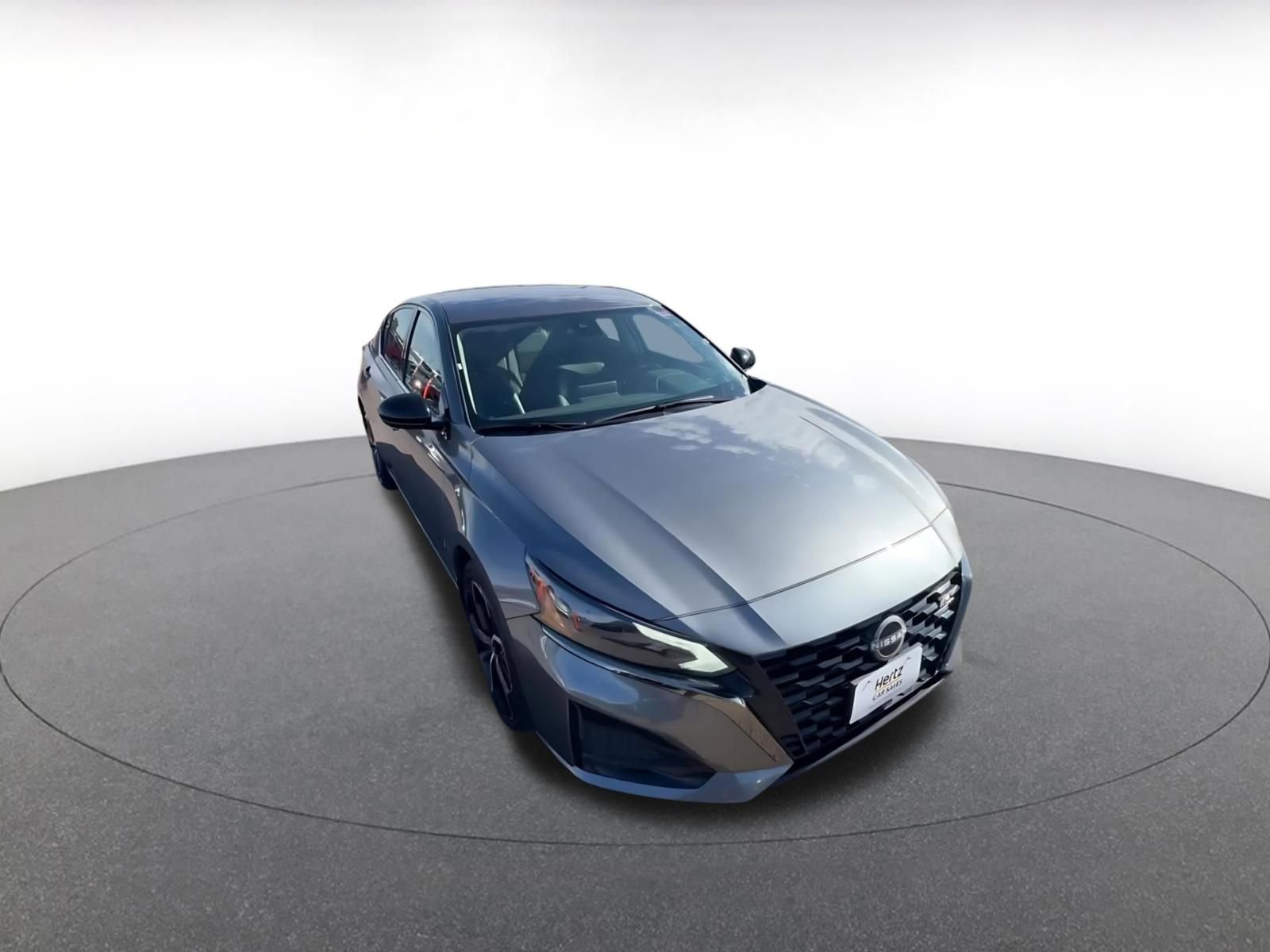 Used 2025 Nissan Altima 2.5 SR image 14