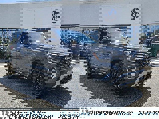 New 2026 Volkswagen Atlas Peak Edition