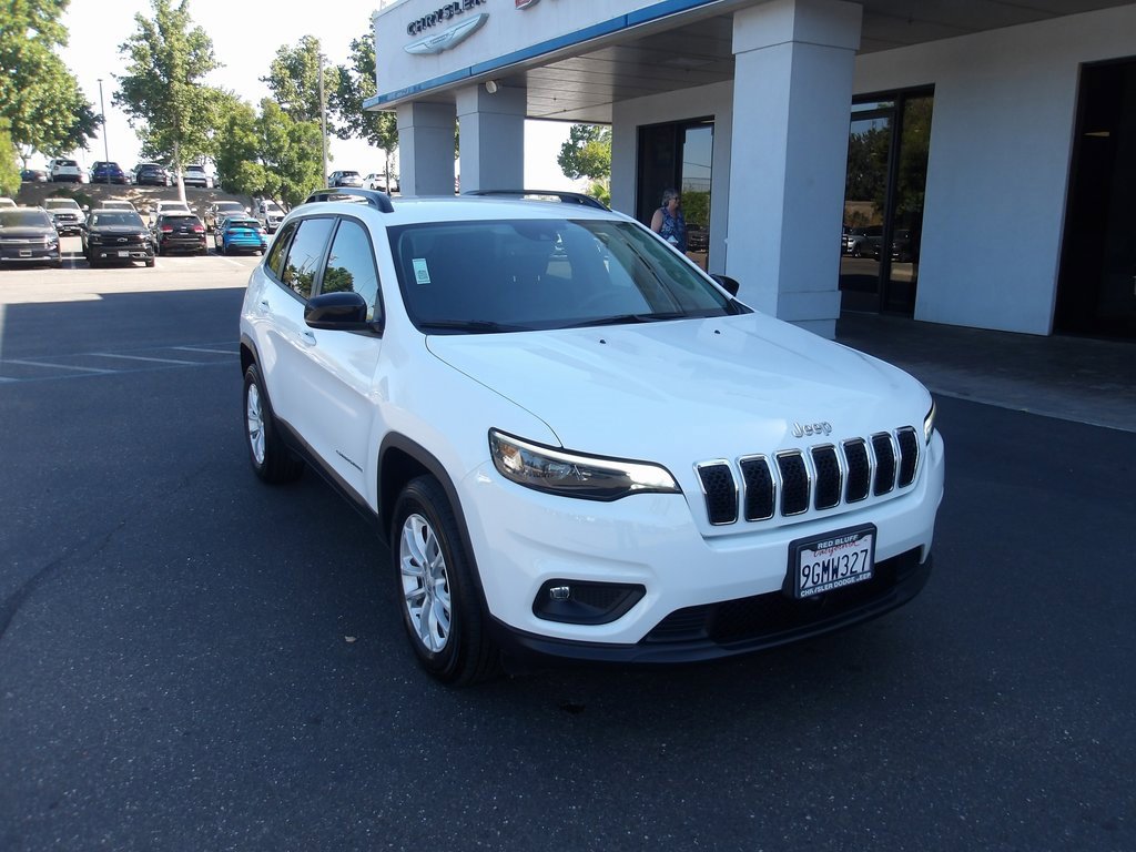 Used 2022 Jeep Cherokee Latitude Lux image 2