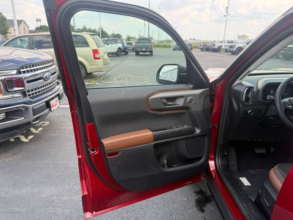 New 2026 Ford Bronco Sport Outer Banks w/ Outer Banks Tech Package+ AWD/4WD image 12