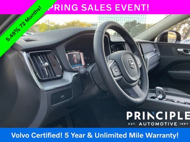 Certified 2025 Volvo XC60 B5 Core image 17