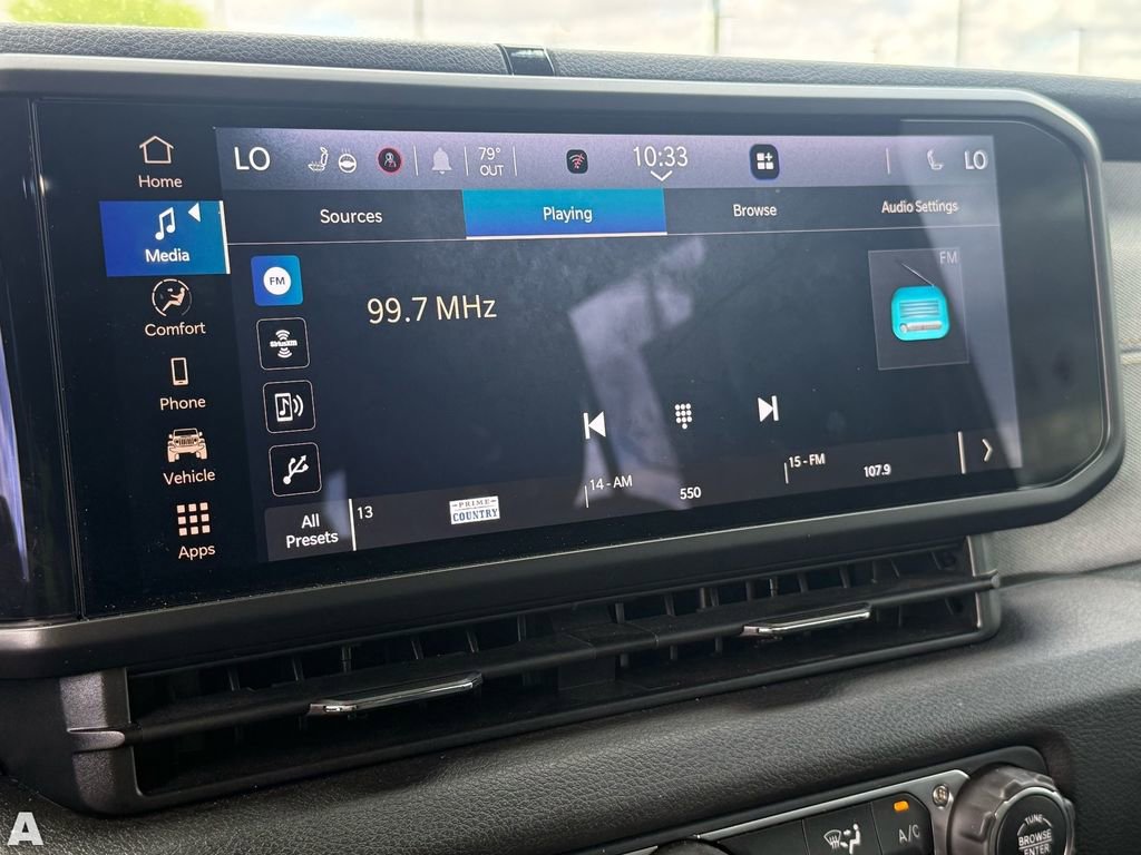 Used 2025 Jeep Wrangler Willys image 20