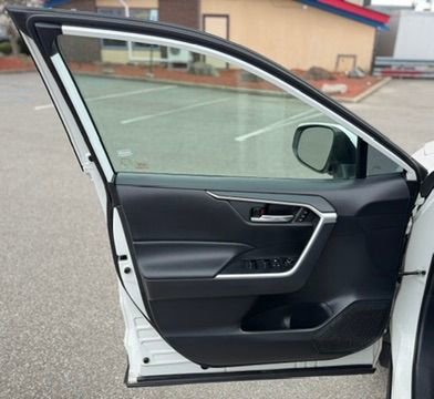 Used 2019 Toyota RAV4 XLE Premium w/ Cold Weather Package image 16