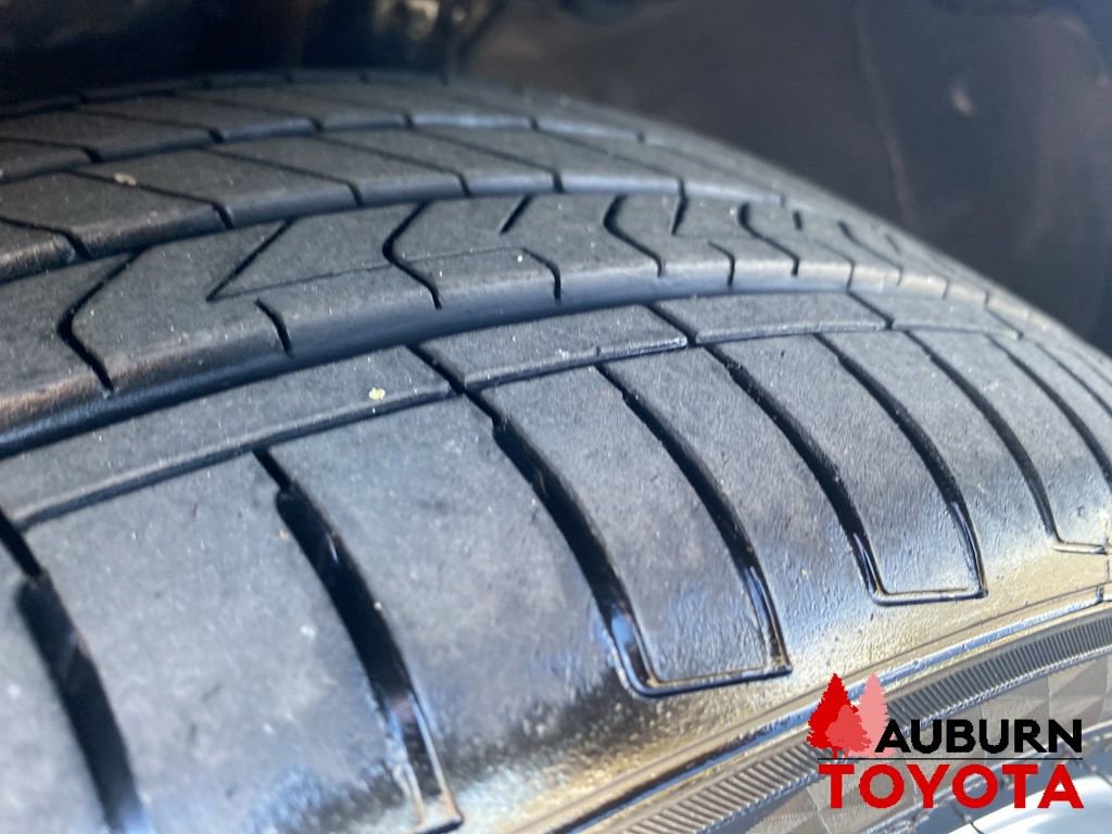 Used 2010 Toyota Prius Five FWD image 11