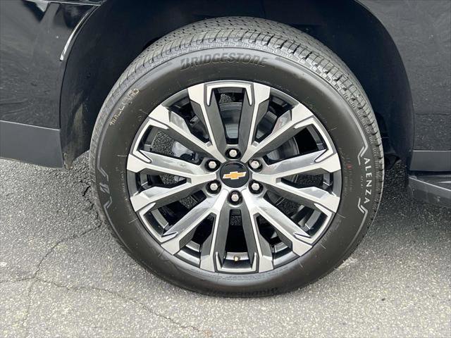 Used 2025 Chevrolet Suburban High Country w/ Sun And Tow Package image 8