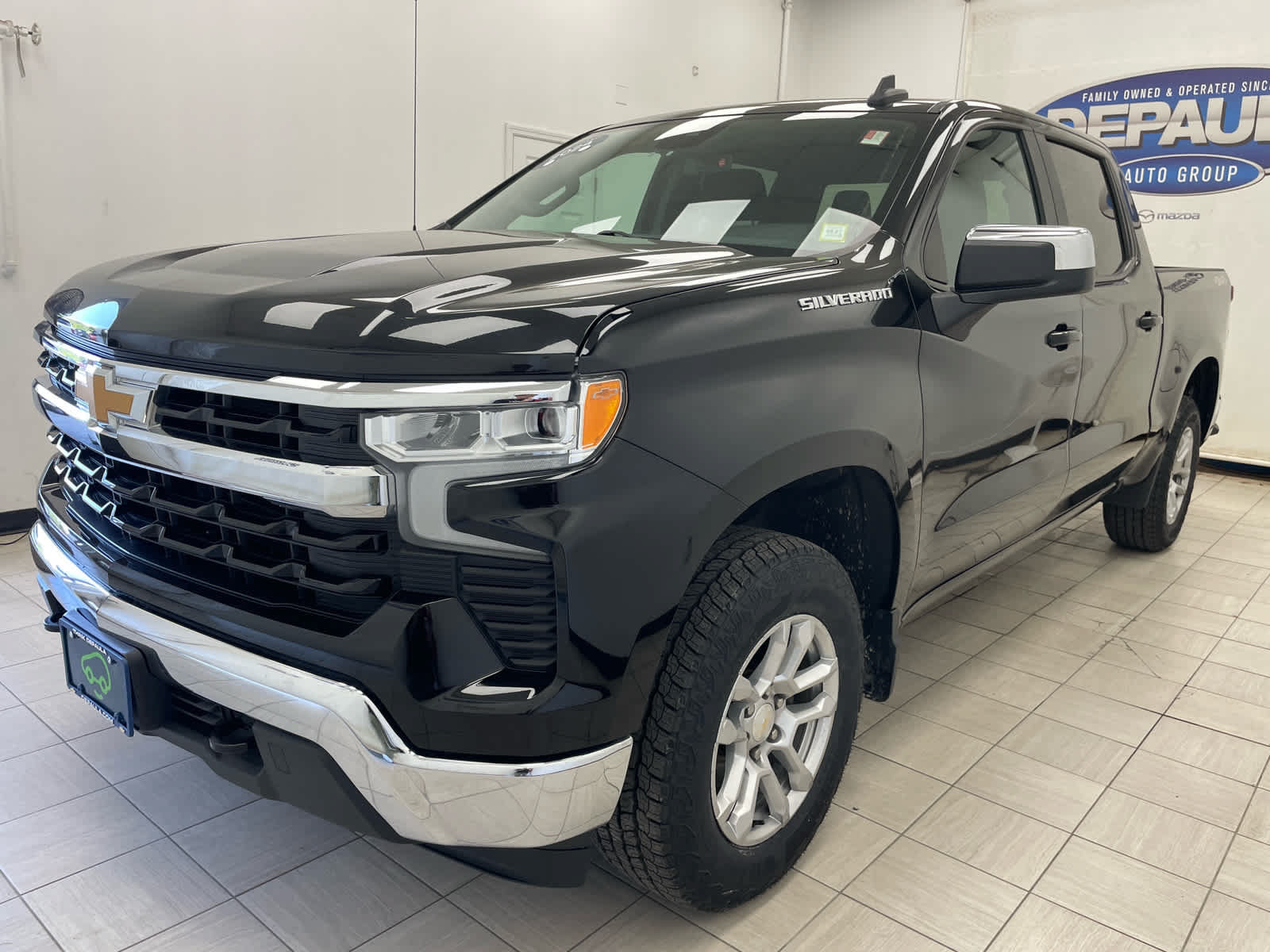 Certified 2024 Chevrolet Silverado 1500 LT AWD/4WD image 19