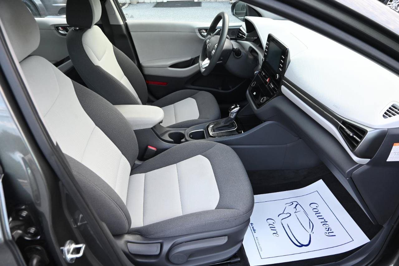 Used 2020 Hyundai Ioniq Blue FWD image 34