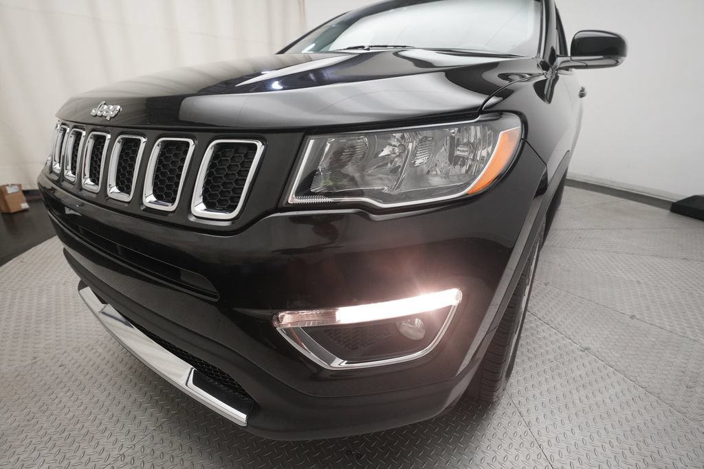 Used 2021 Jeep Compass Limited w/ Sun and Sound Group AWD/4WD image 22