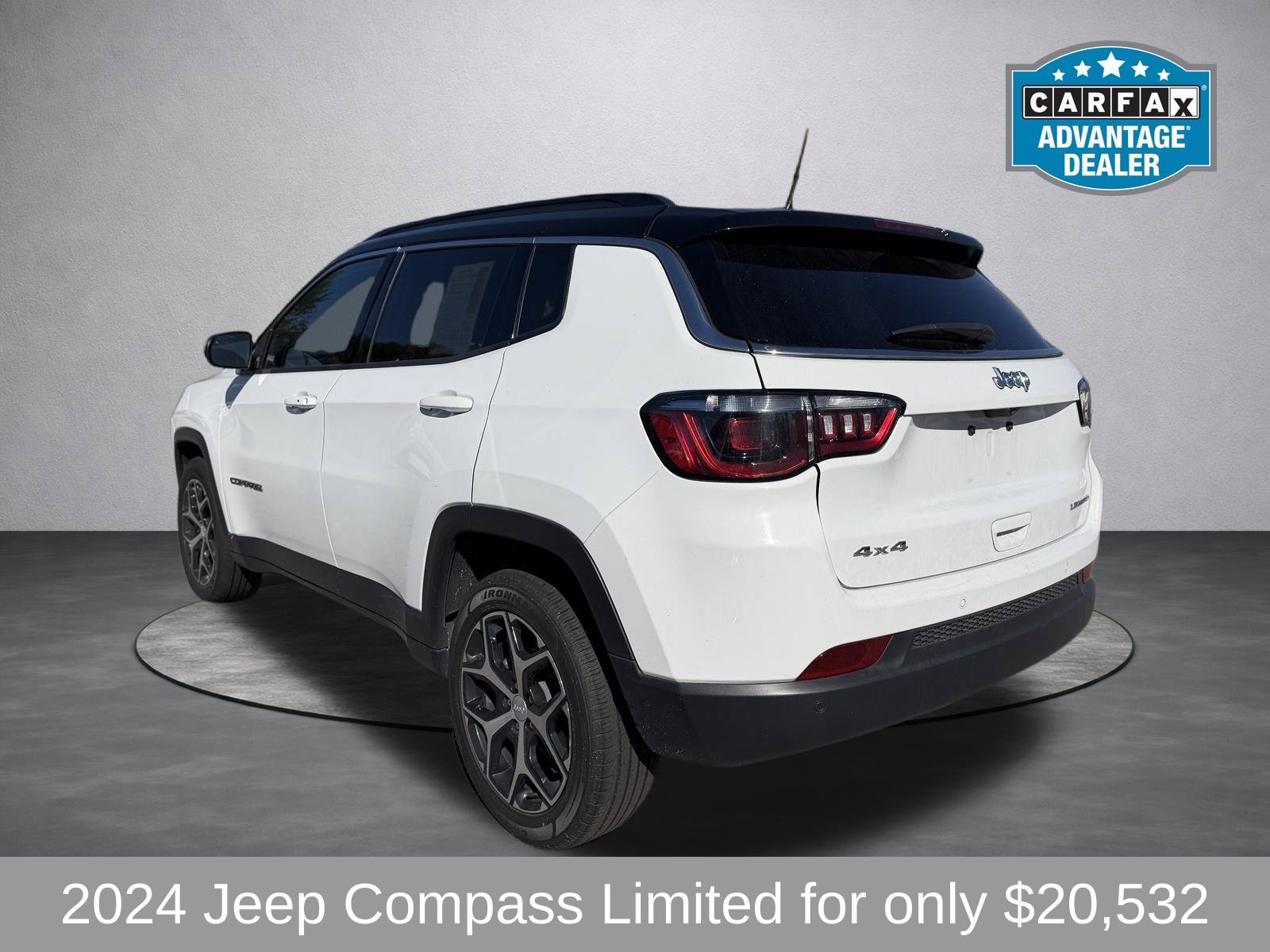 Used 2024 Jeep Compass Limited AWD/4WD image 7