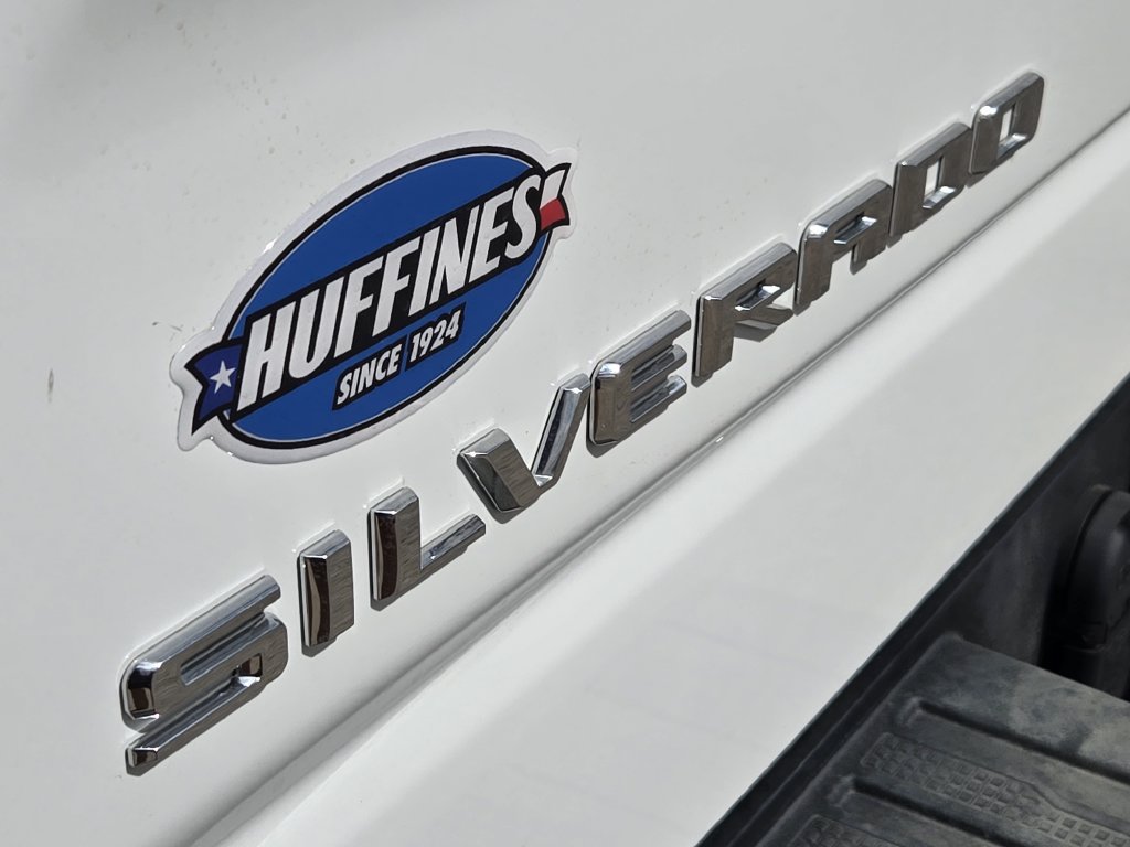 Used 2024 Chevrolet Silverado 1500 W/T w/ Trailering Package AWD/4WD image 11