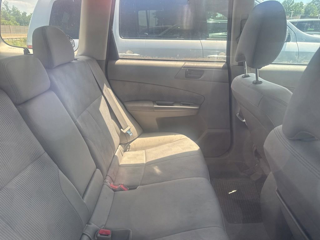 Used 2010 Subaru Forester 2.5X AWD/4WD image 10