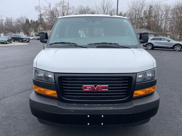 New 2025 GMC Savana 2500 w/ Driver Convenience Package RWD image 2