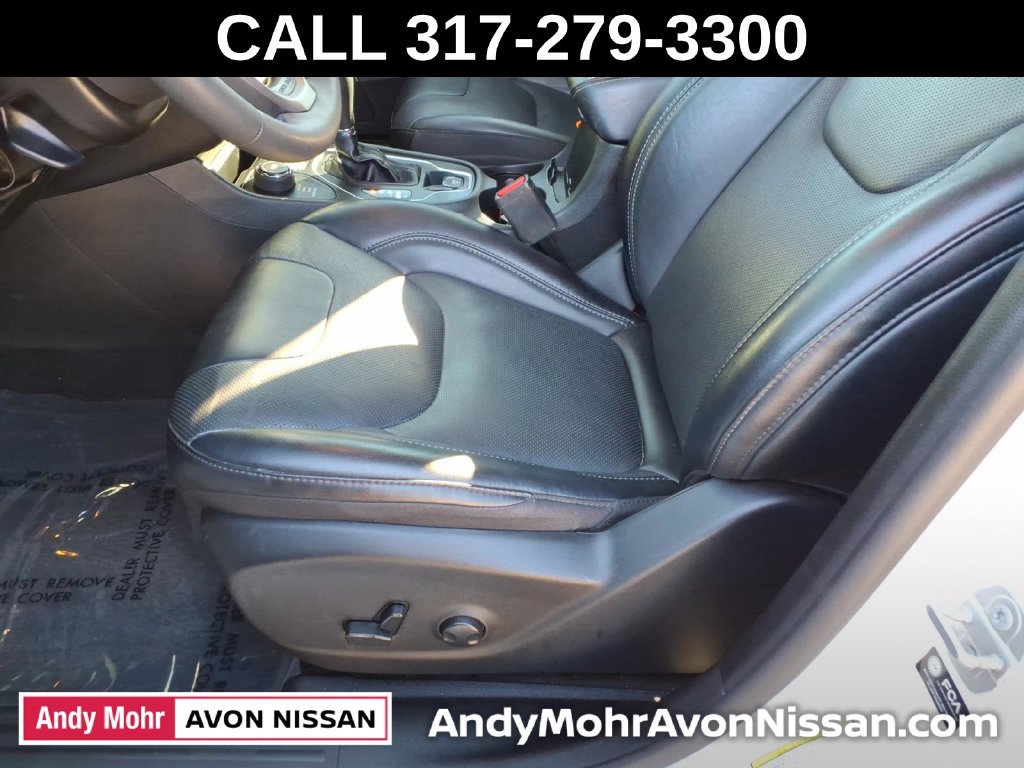 Used 2022 Jeep Cherokee Latitude Lux AWD/4WD image 19