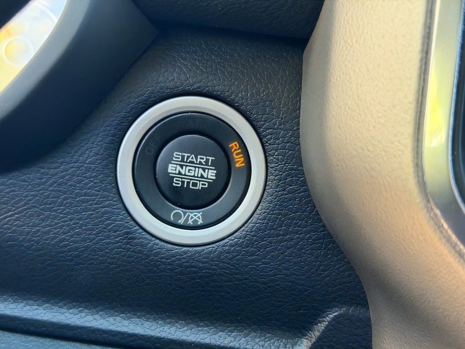 Used 2023 RAM 2500 Laramie image 31