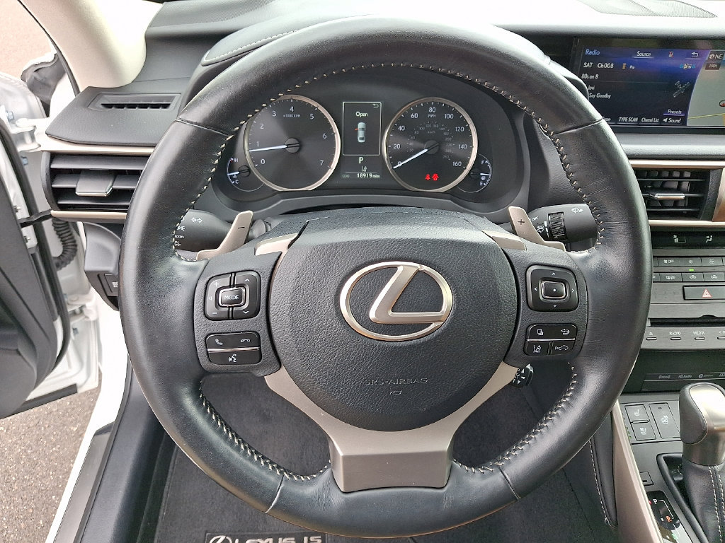 Used 2019 Lexus IS 300 AWD w/ Navigation Package image 20