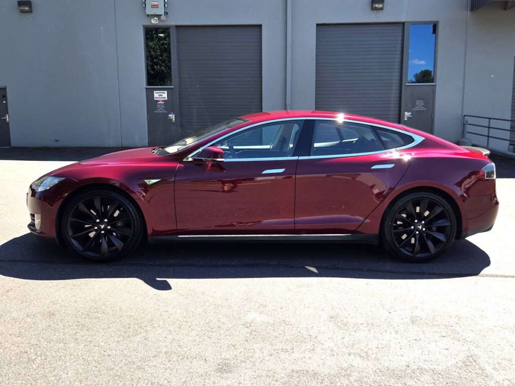 Used 2012 Tesla Model S Signature Performance RWD image 8