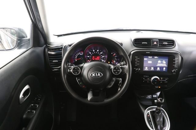 Used 2018 Kia Soul w/ Convenience Package FWD image 13
