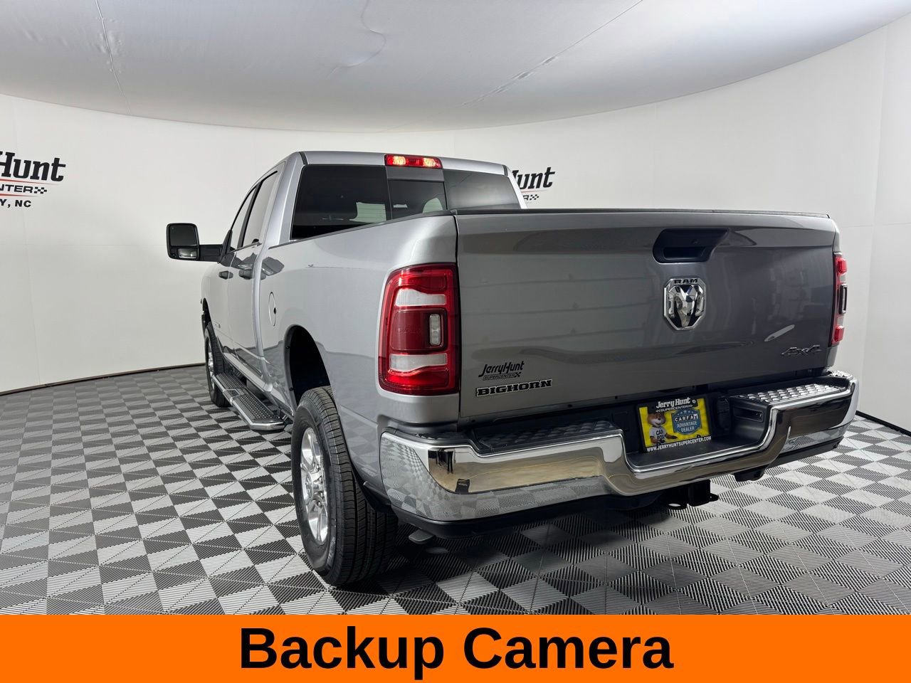 Used 2024 RAM 2500 Big Horn w/ Level 2 Equipment Group image 8