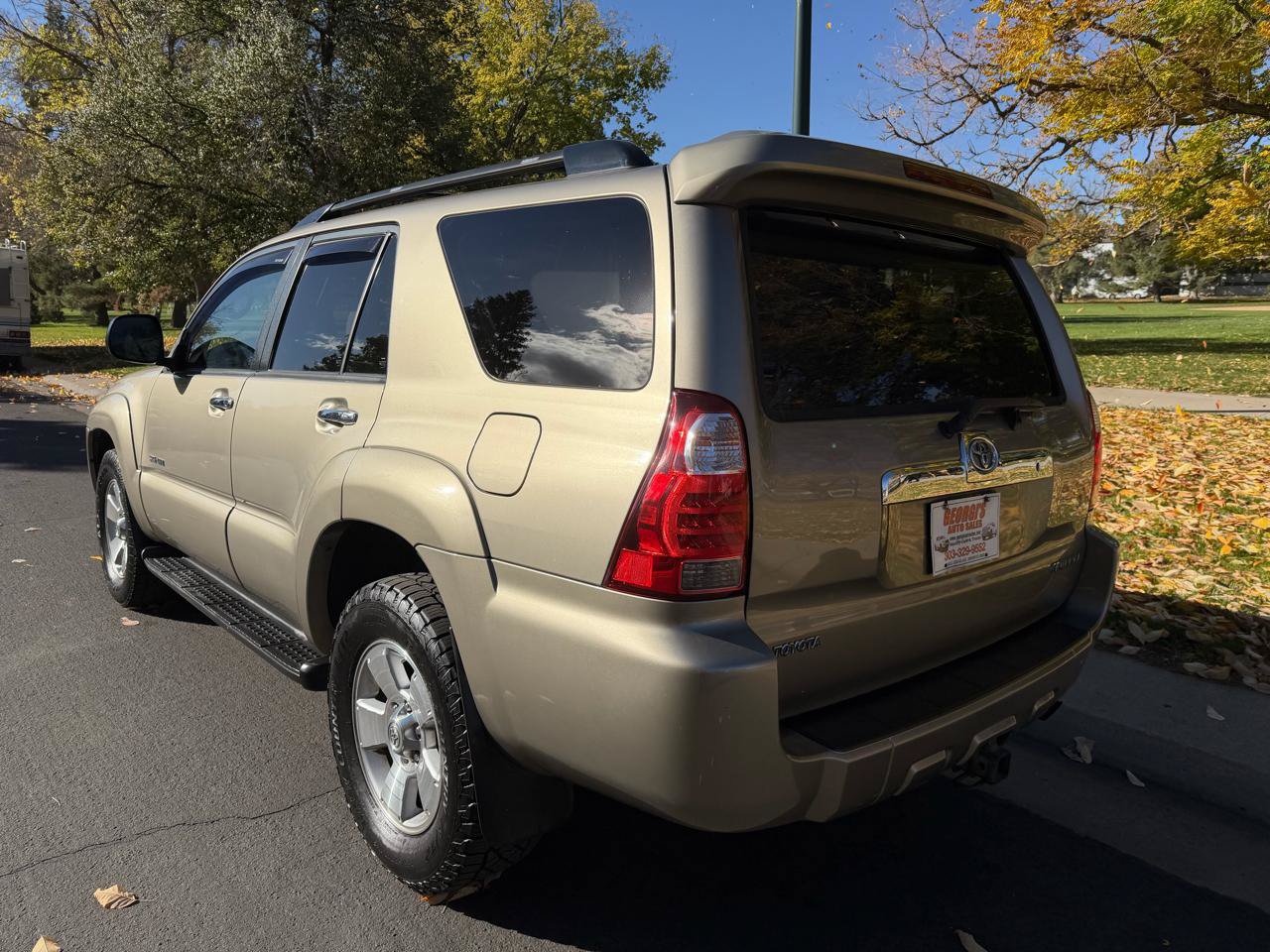 Used 2009 Toyota 4Runner Sport AWD/4WD image 3