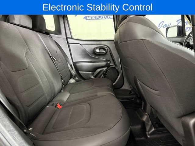 Used 2017 Jeep Renegade Altitude AWD/4WD image 20