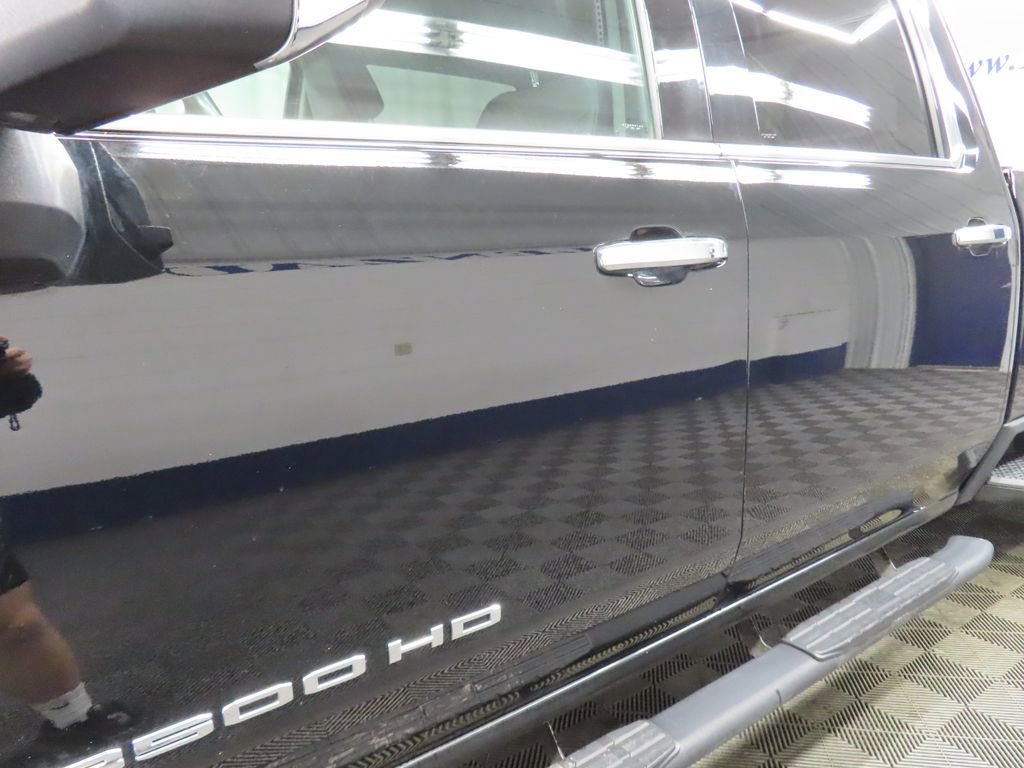 Used 2022 GMC Sierra 3500 SLT w/ X31 Off-Road Package image 35