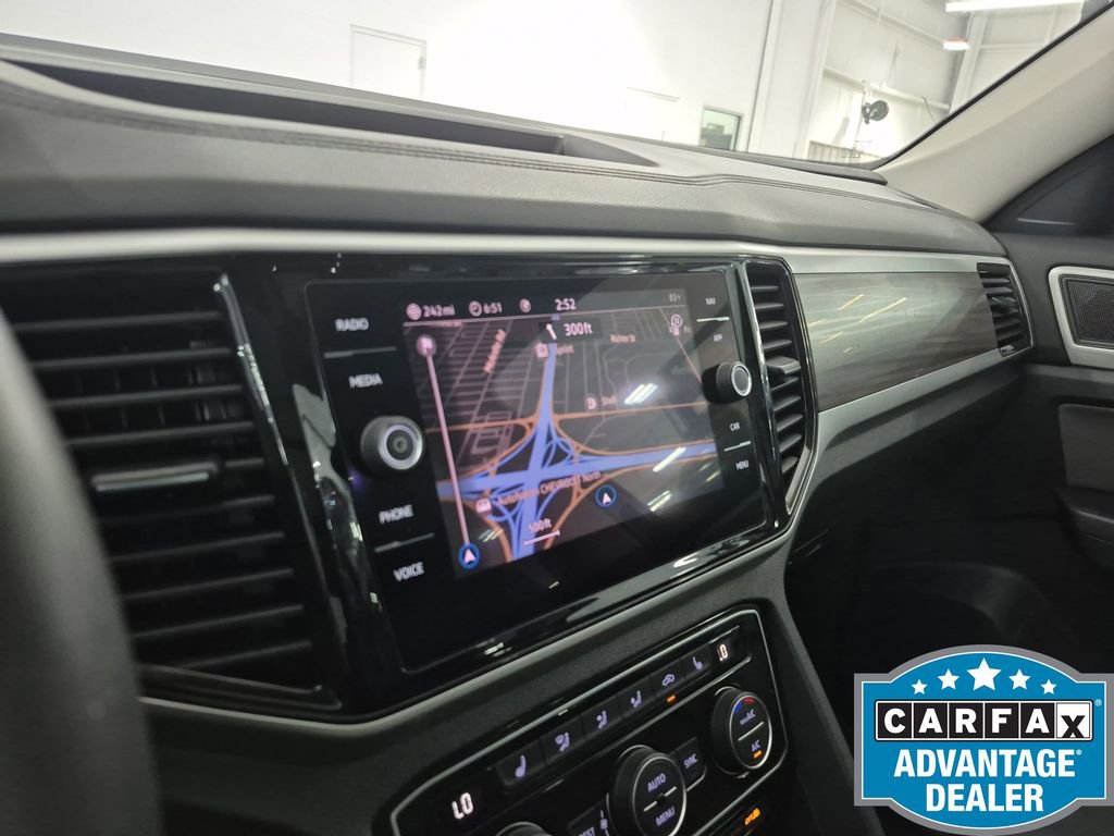 Used 2022 Volkswagen Atlas SEL AWD/4WD image 29