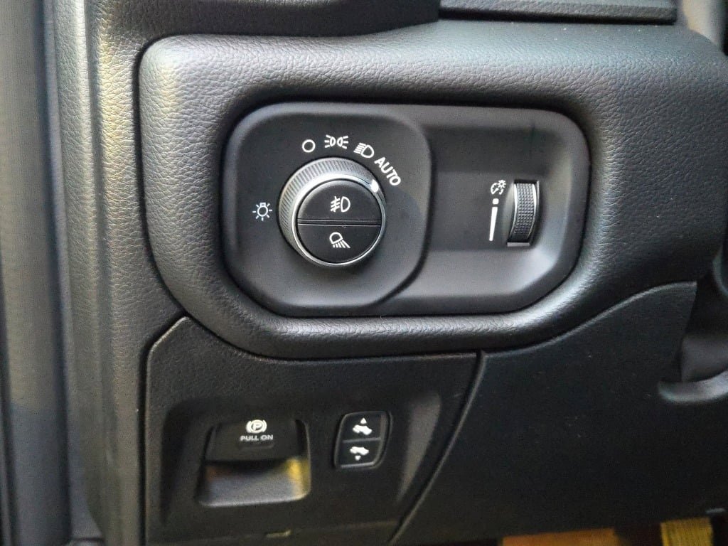 New 2026 RAM 1500 Big Horn w/ Night Edition image 23