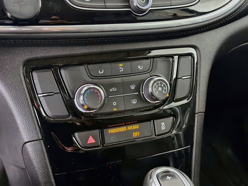 Used 2018 Buick Encore Preferred AWD/4WD image 19