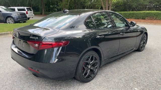 Used 2022 Alfa Romeo Giulia Ti w/ Active Assist Plus Package AWD/4WD image 9