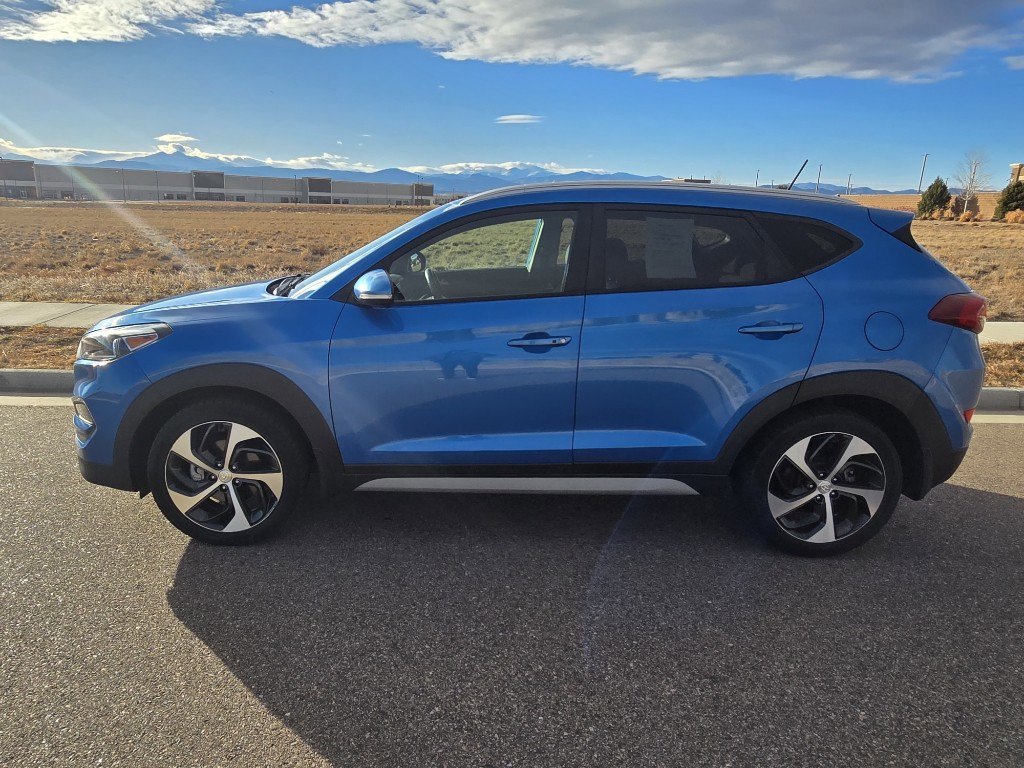 Used 2017 Hyundai Tucson Sport image 2