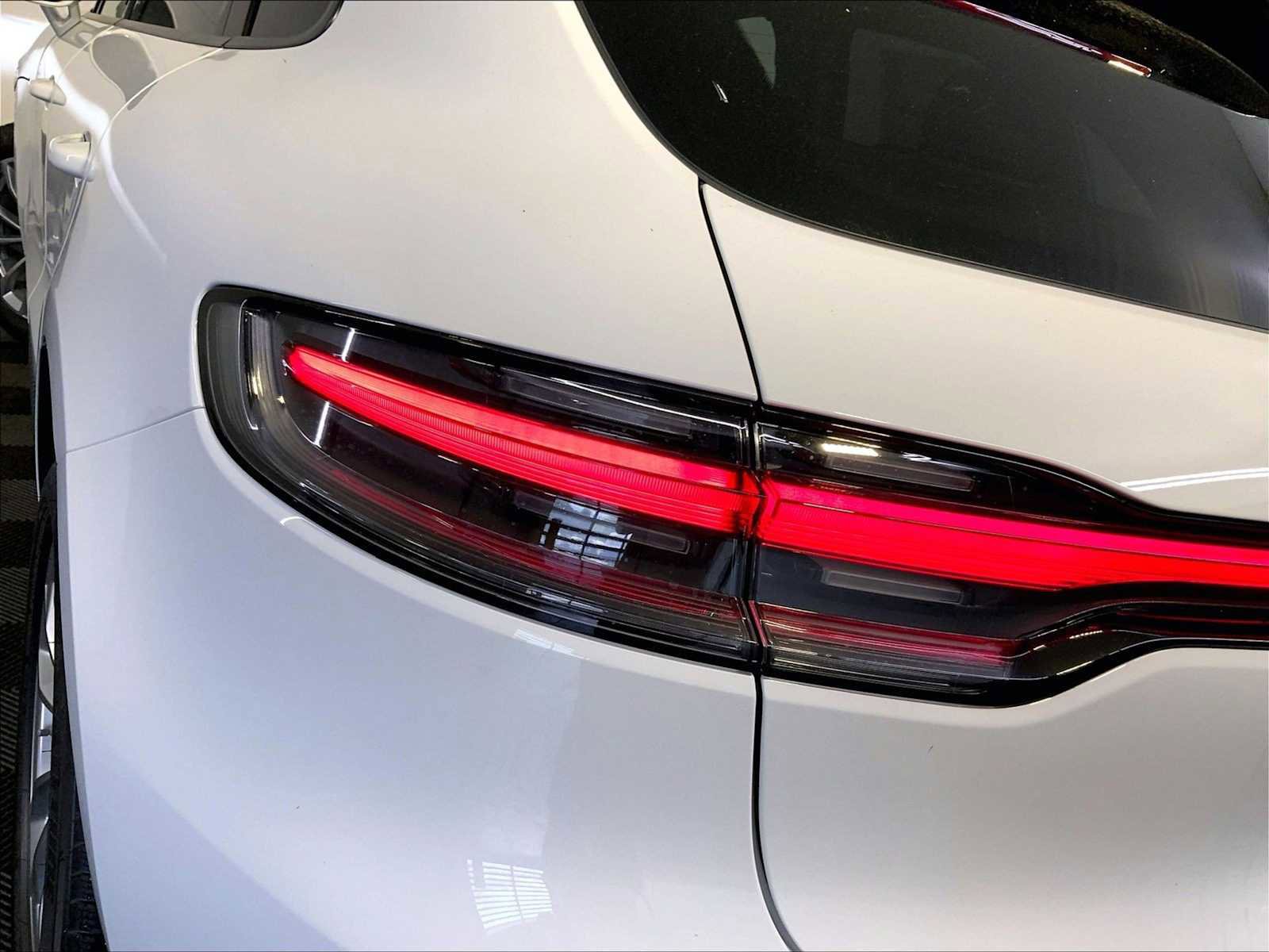 New 2025 Porsche Macan image 18