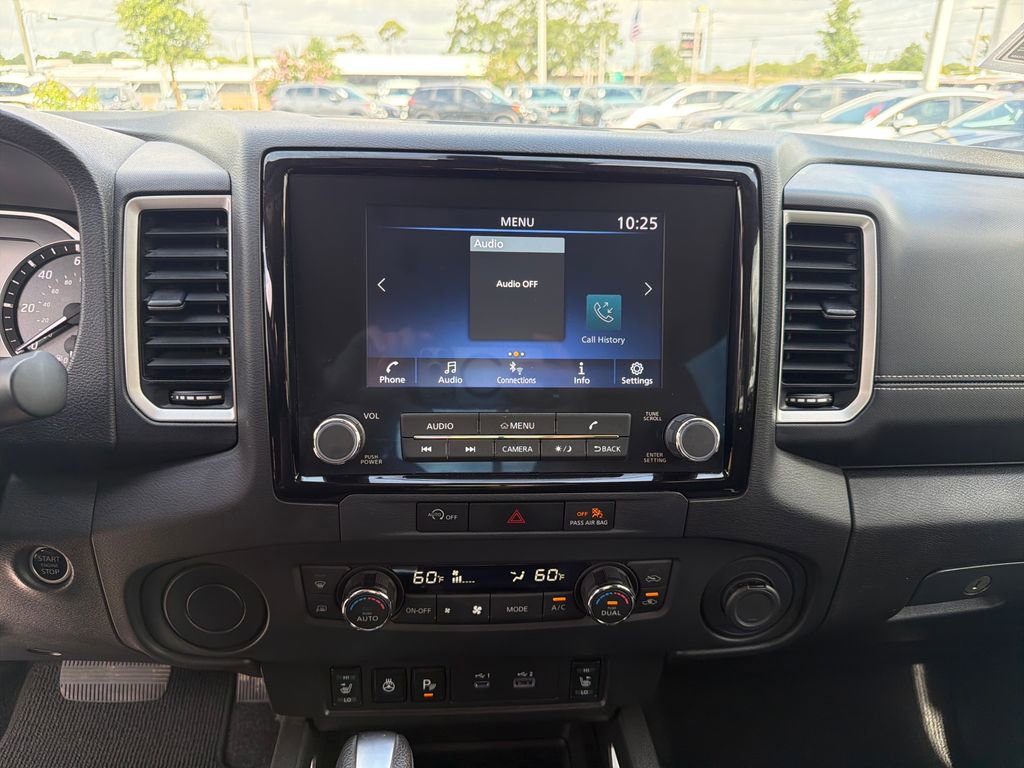 Used 2024 Nissan Frontier SV w/ SV Convenience Package RWD image 32