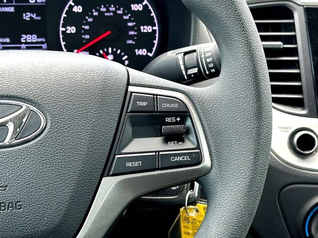 Used 2022 Hyundai Accent SEL w/ Cargo Package FWD image 24