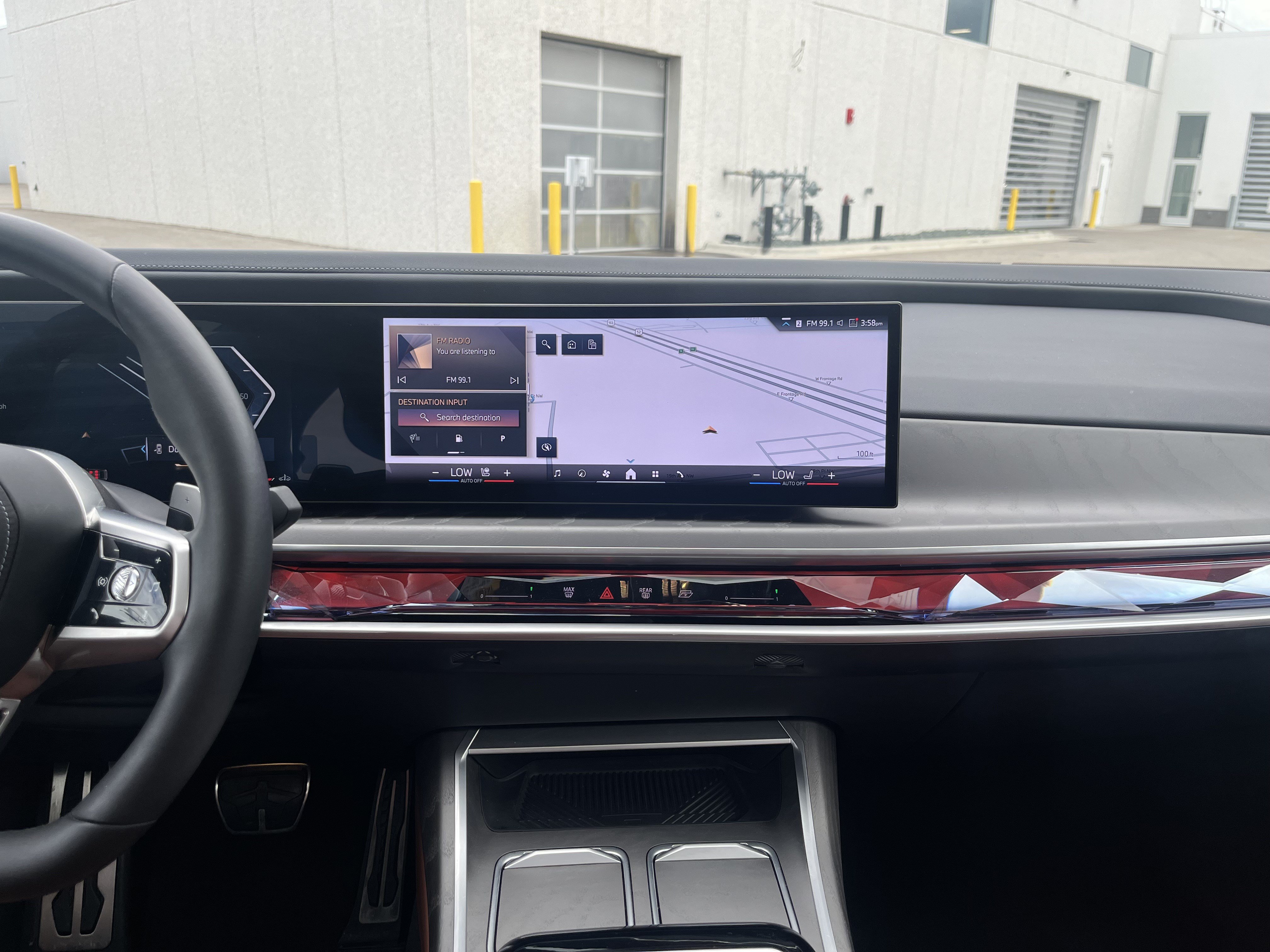 Certified 2023 BMW 760i xDrive AWD/4WD image 17