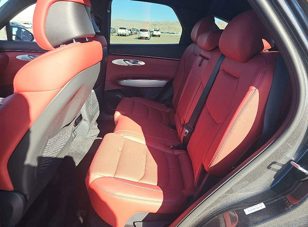 Used 2026 Genesis GV70 2.5T Sport Prestige image 7