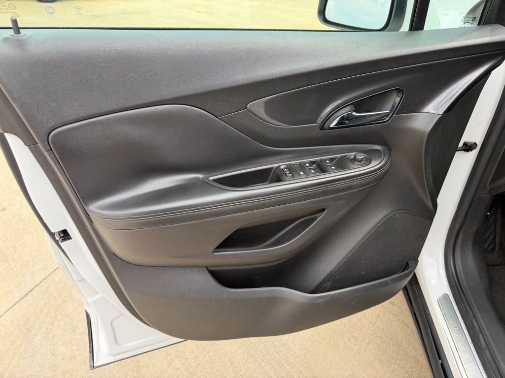 Used 2019 Buick Encore Preferred image 11