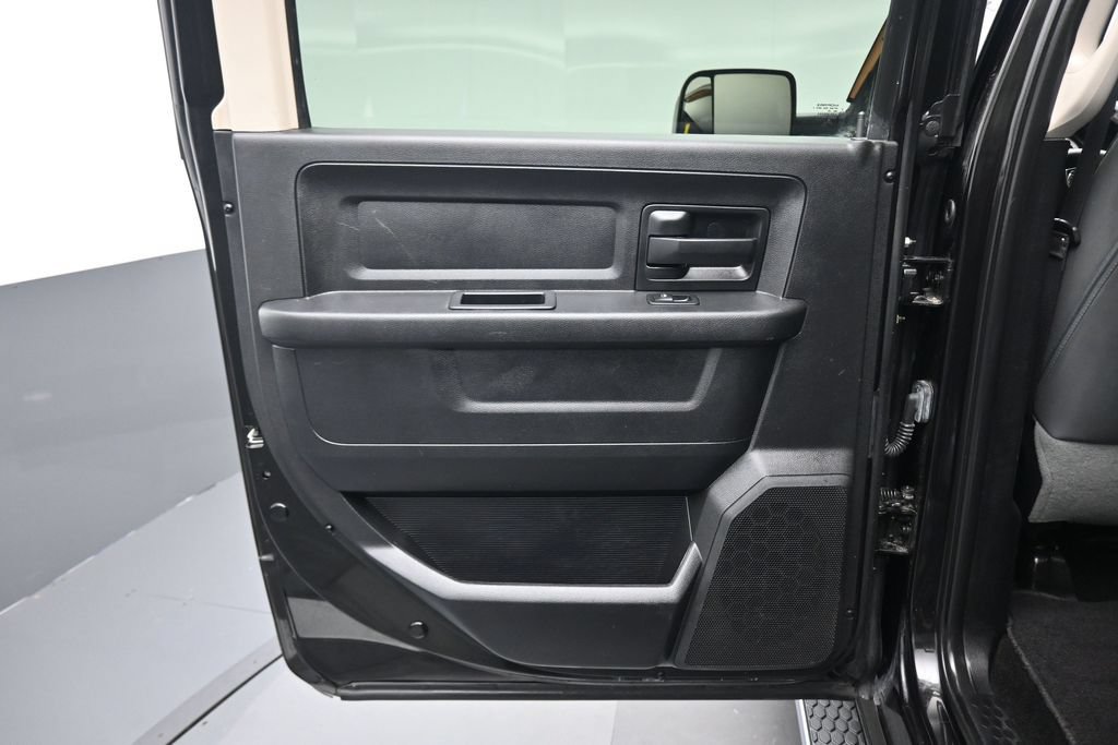 Used 2016 RAM 2500 Tradesman w/ Chrome Appearance Group AWD/4WD image 25