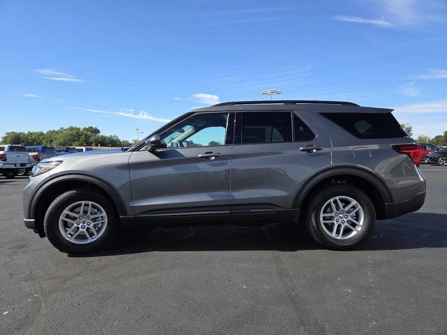 New 2027 Ford Explorer Active AWD/4WD image 11