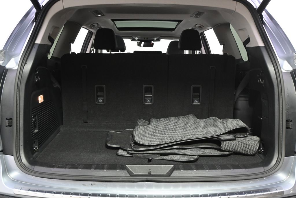 Certified 2023 Subaru Ascent Limited w/ Technology Package image 19