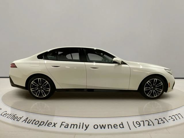 Used 2026 BMW 530i xDrive AWD/4WD image 6
