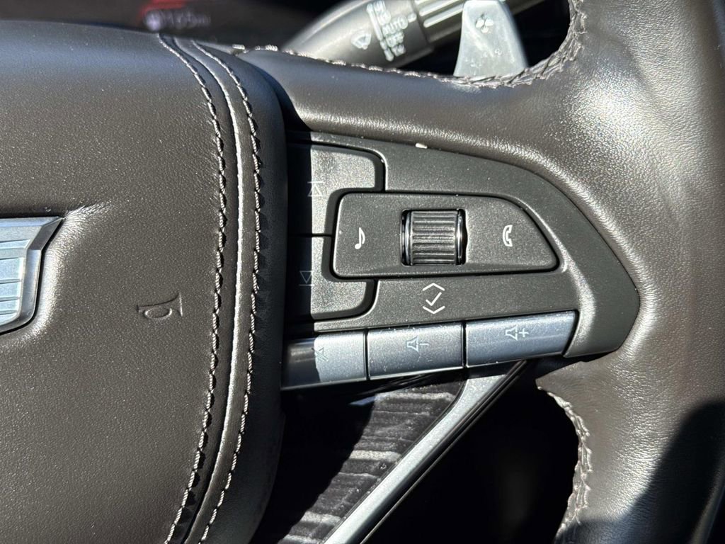 Certified 2023 Cadillac Escalade ESV V w/ LPO, ONYX Package image 25