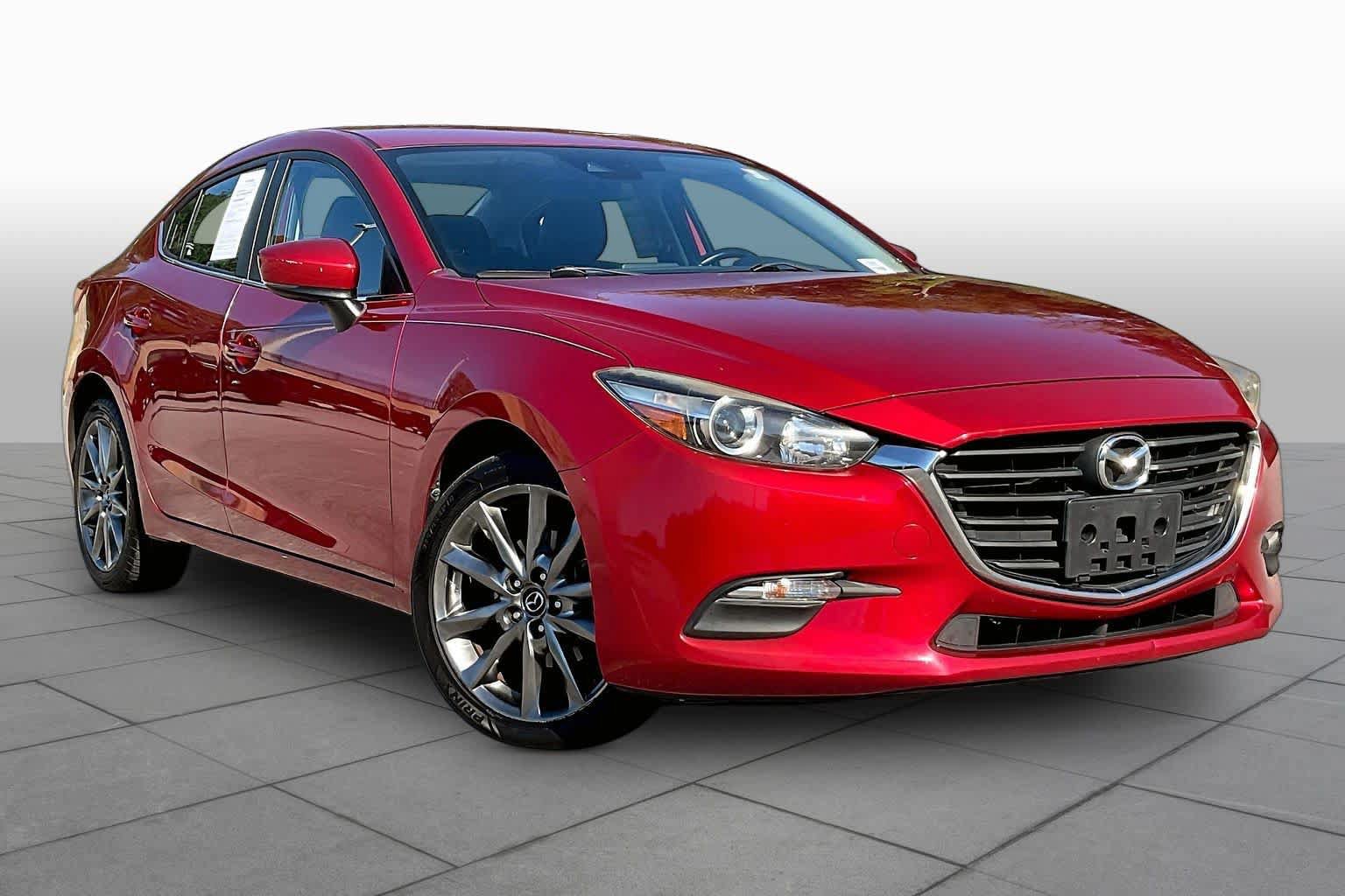 Used 2018 MAZDA MAZDA3 Touring FWD image 3