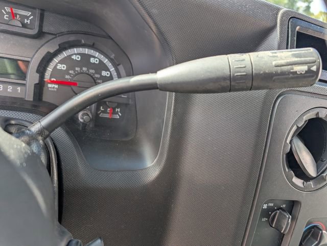 Used 2015 Ford E-350 and Econoline 350 Super Duty image 21