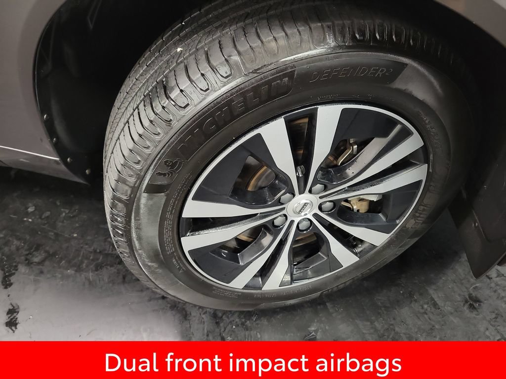 Used 2024 Volvo XC60 T8 Core AWD/4WD image 10