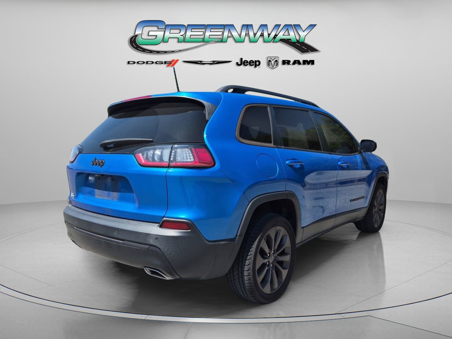 Used 2021 Jeep Cherokee Latitude Lux 80th Anniv w/ Quick Order Package 26U 80TH FWD image 3