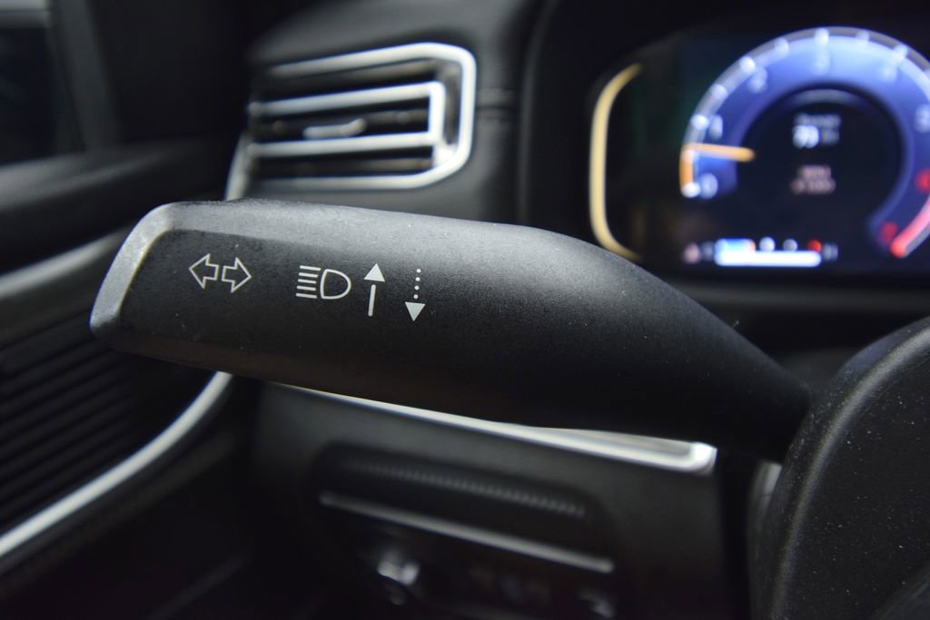 Used 2022 Jeep Wagoneer Series II image 38