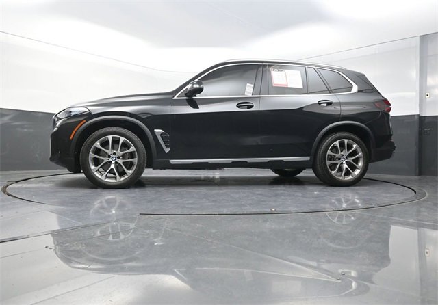 Used 2024 BMW X5 xDrive40i w/ Premium Package image 30