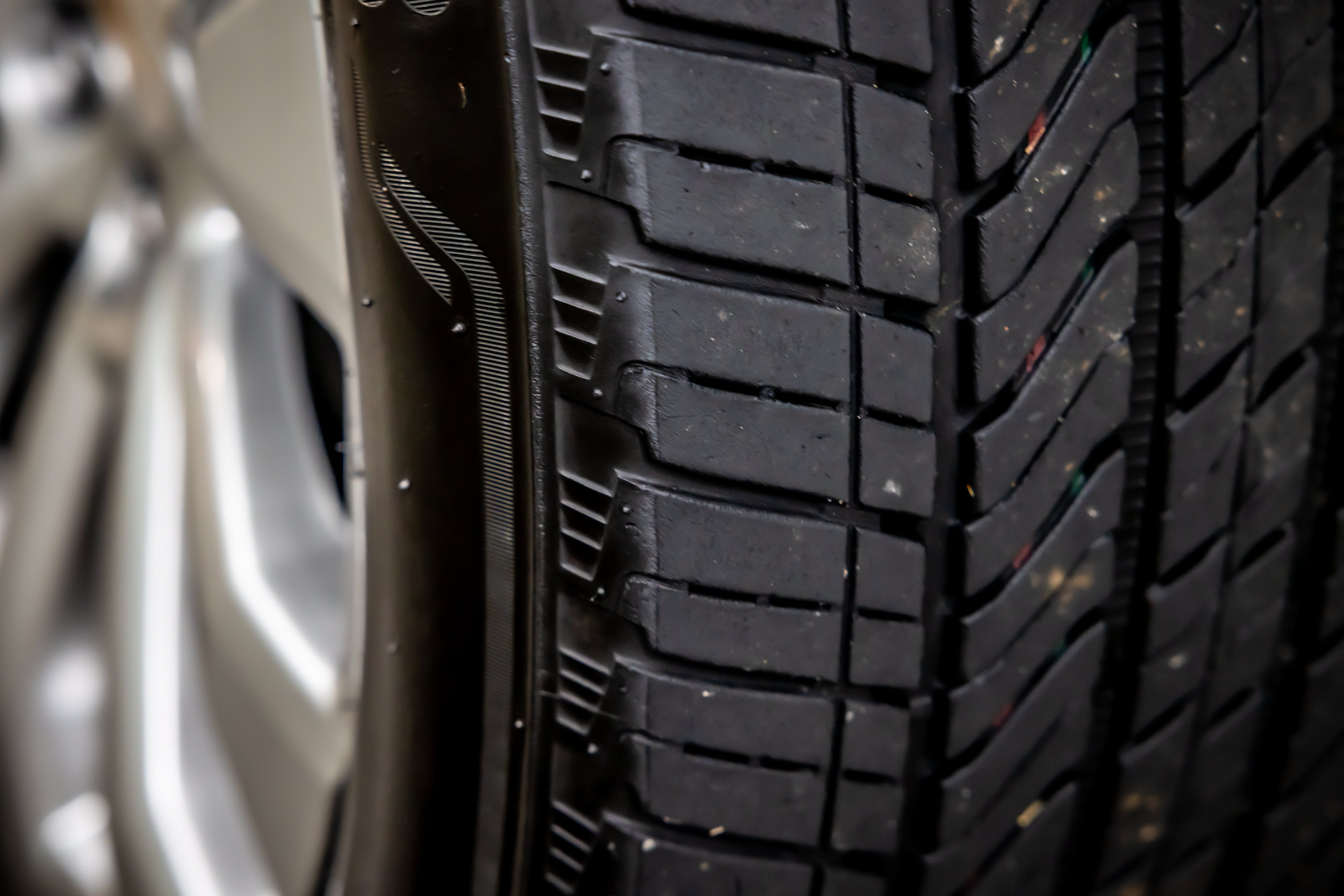 Used 2025 Chevrolet Tahoe Premier RWD image 23