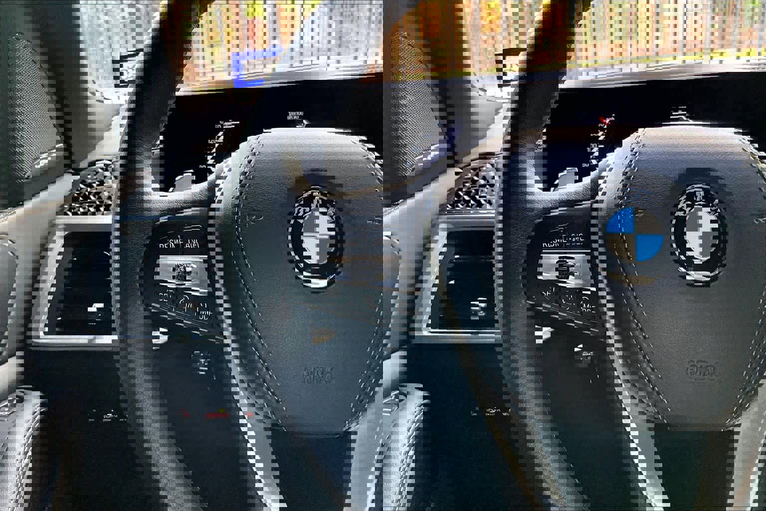 Used 2024 BMW X5 sDrive40i w/ Premium Package image 23