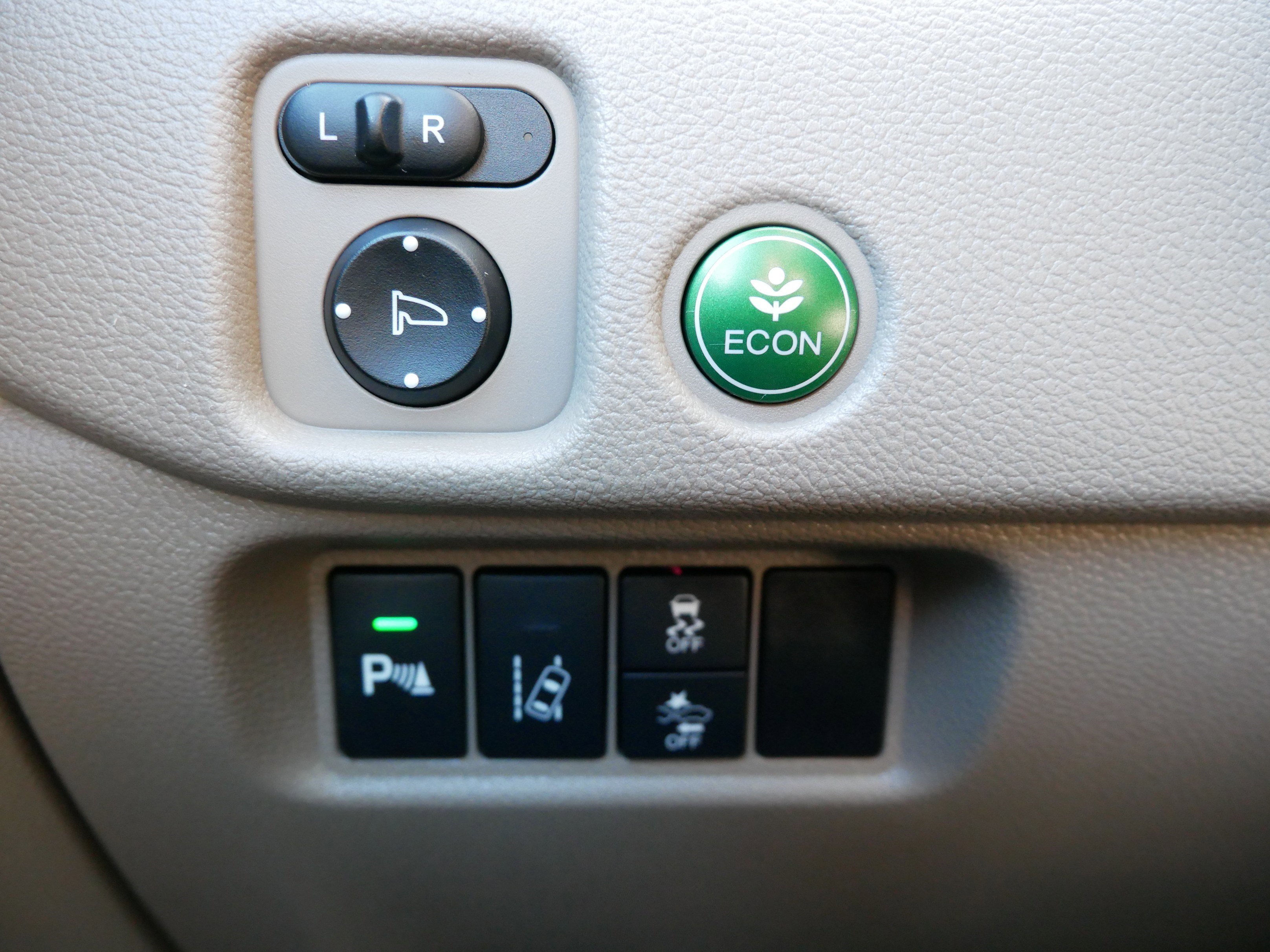 Used 2017 Honda Pilot Touring image 26